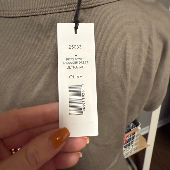 Michael Stars Ruched Ricci Cap-Sleeve Rib Dress — Size Large - Picture 5 of 7